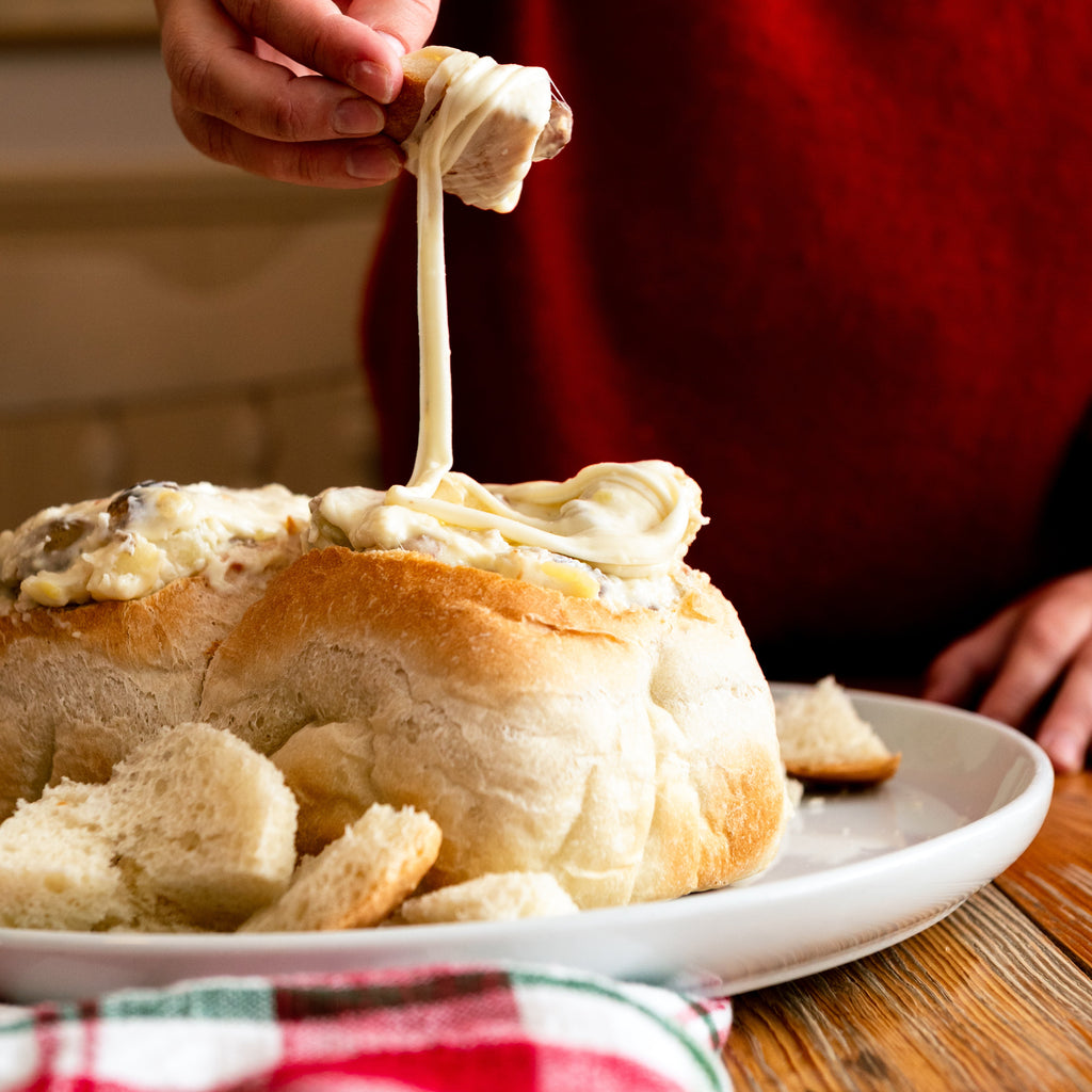 Pain farçi tartiflette disponible chez La Bine à Mascouche